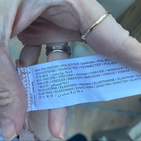 MANGO ribbed sleeveless V neck top in soft pink size small NWT - Picture 8 of 15